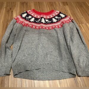 American Eagle Outfitters Gray and Red Sweater with Ski Tree Design Size XXL